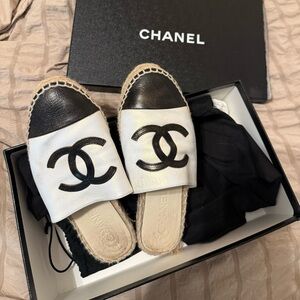 CHANEL Espadrille